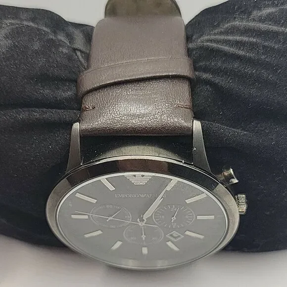 Emporio Armani AR2462 Men's Brown Leather Analog Dial Quartz Wrist Watch BC459